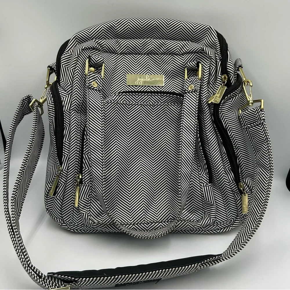 JuJuBe Diaper Bag Messenger Tote Baby Queen Of The Nile